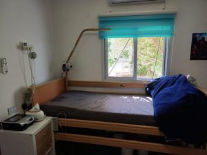 מיטה מתכווננת